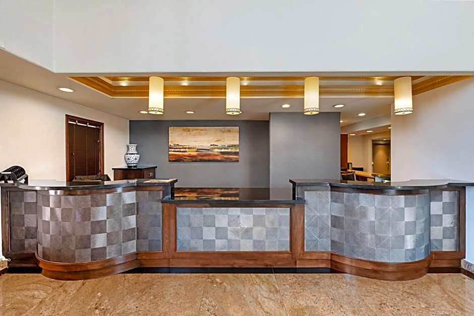 Best Western Plus Newport Mesa Inn