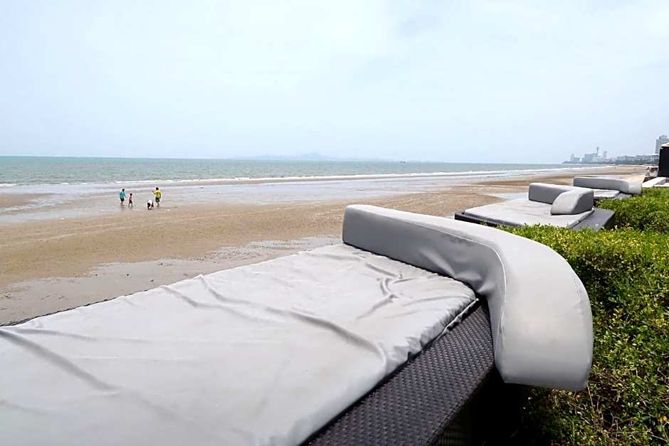 Seaview 2bed 2bath 19Fl at Veranda Residence Pattaya