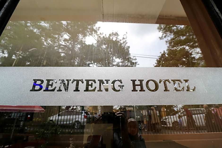 Hotel Benteng