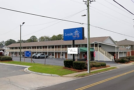 Loyalty Inn Hawkinsville