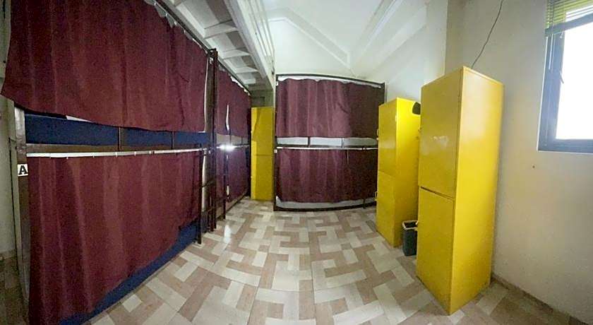 MADOR Malang Dorm Hostel