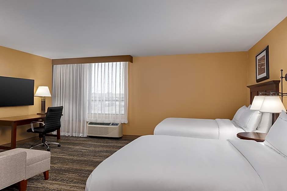 DoubleTree By Hilton Cincinnati Airport