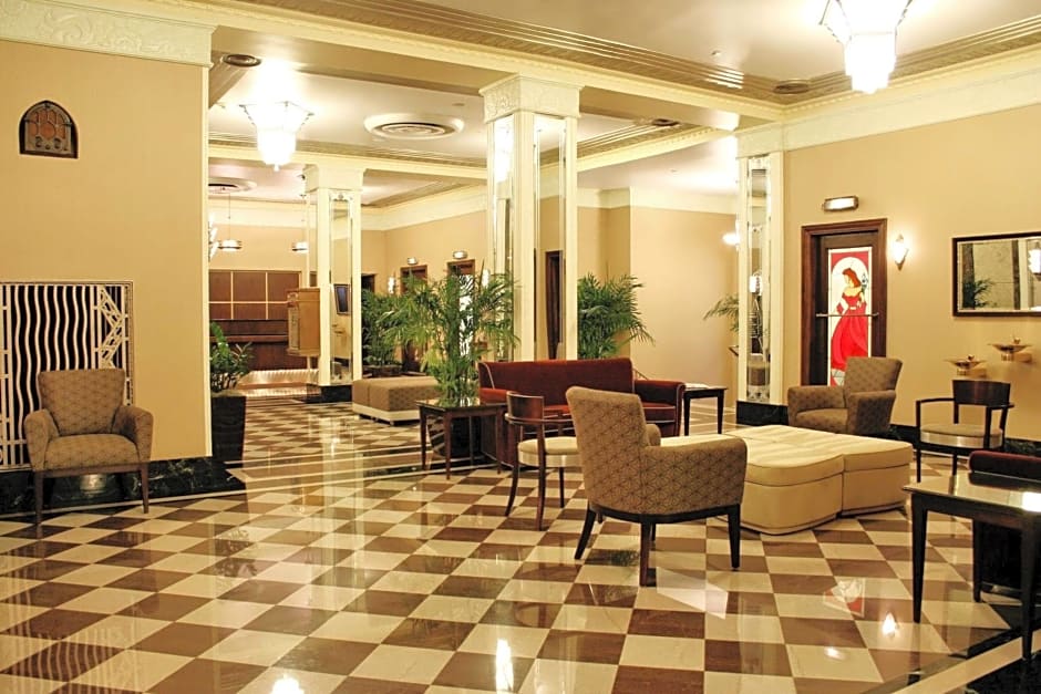 Ambassador Hotel Milwaukee, Trademark Collection by Wyndham