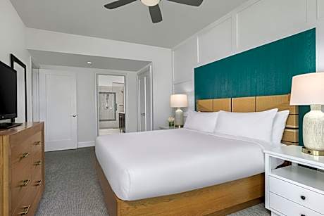 Villa, 2 Bedrooms, Balcony (Hearing Accessible) (1 King Bed, 1 Queen Bed and 1 Double Sofa Bed)