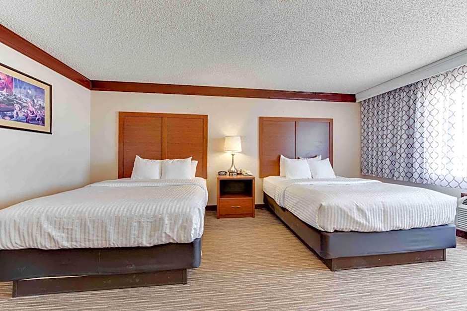 Best Western Movie Manor
