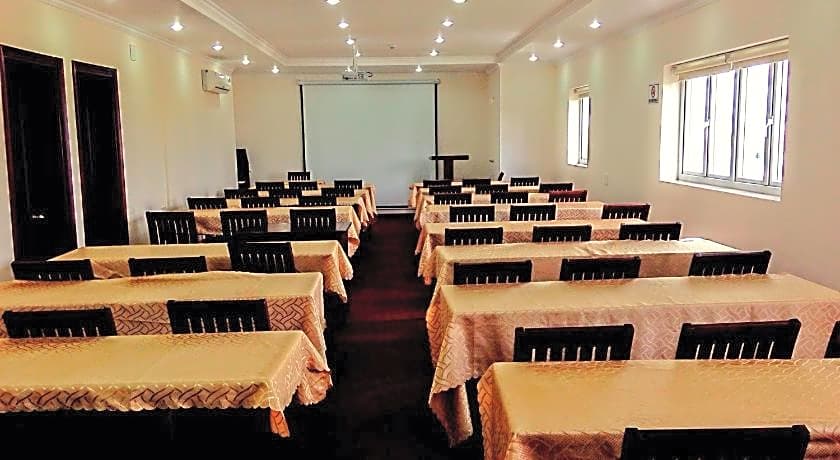 Dong Do Saigon Hotel