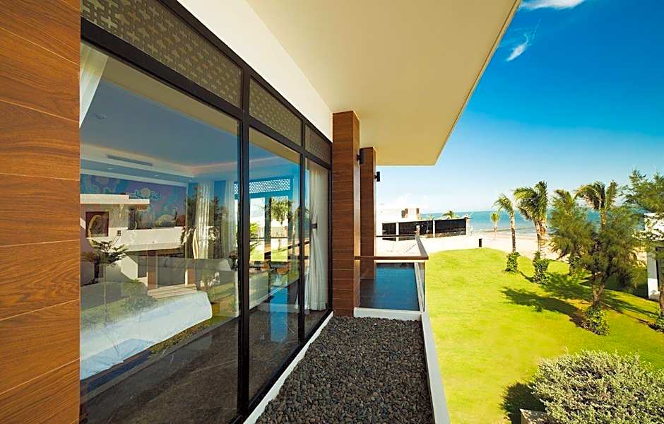 Saint Simeon Beach Residence