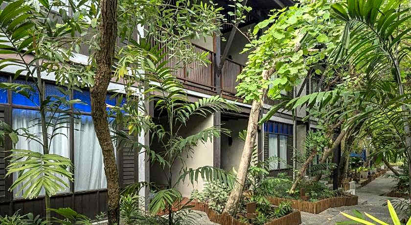 HOMM CHURA SAMUI