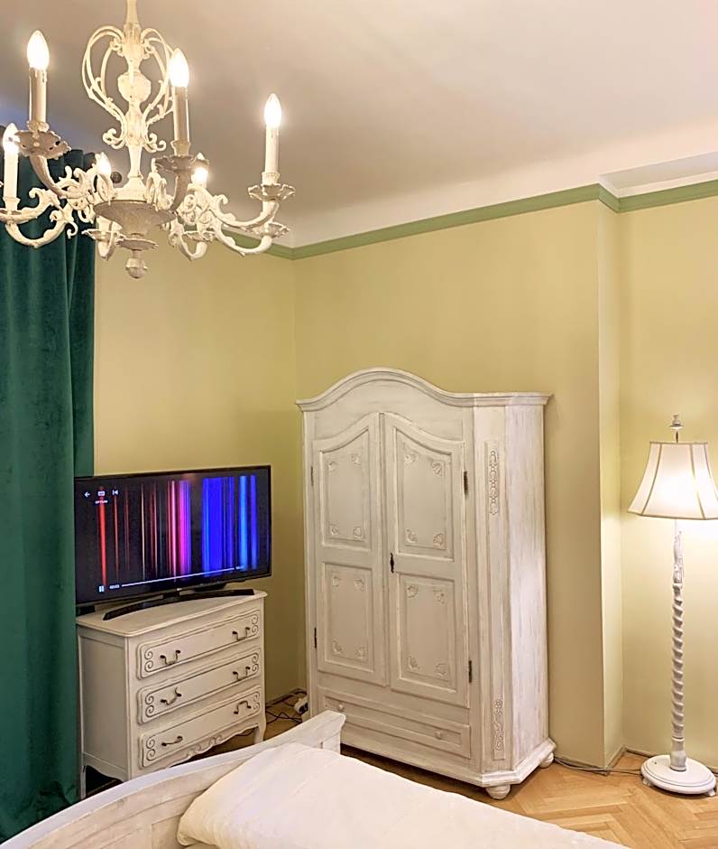 Royal Residence 1901