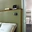 Helzear Montparnasse Suites
