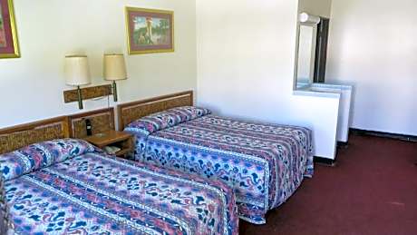 Queen Room with Two Queen Beds