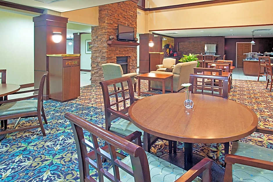 Staybridge Suites Elkhart North By IHG