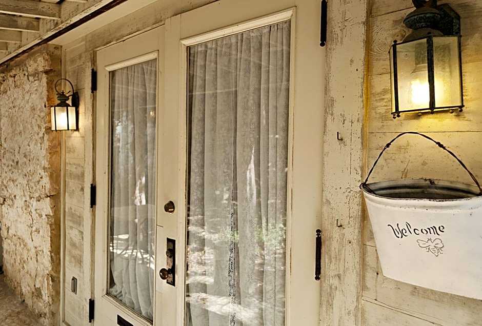 Ye Kendall Inn