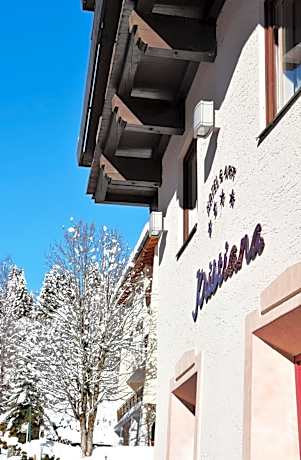 Hotel & Art Kristiana