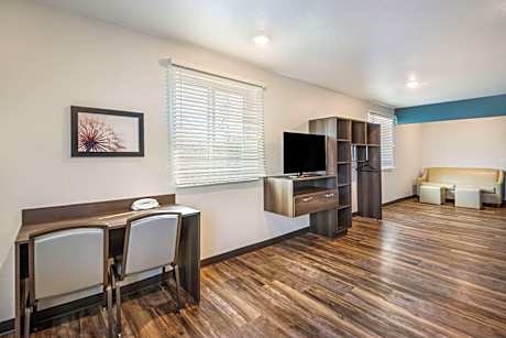 Queen Room with Two Queen Beds - Accessible/Non-Smoking