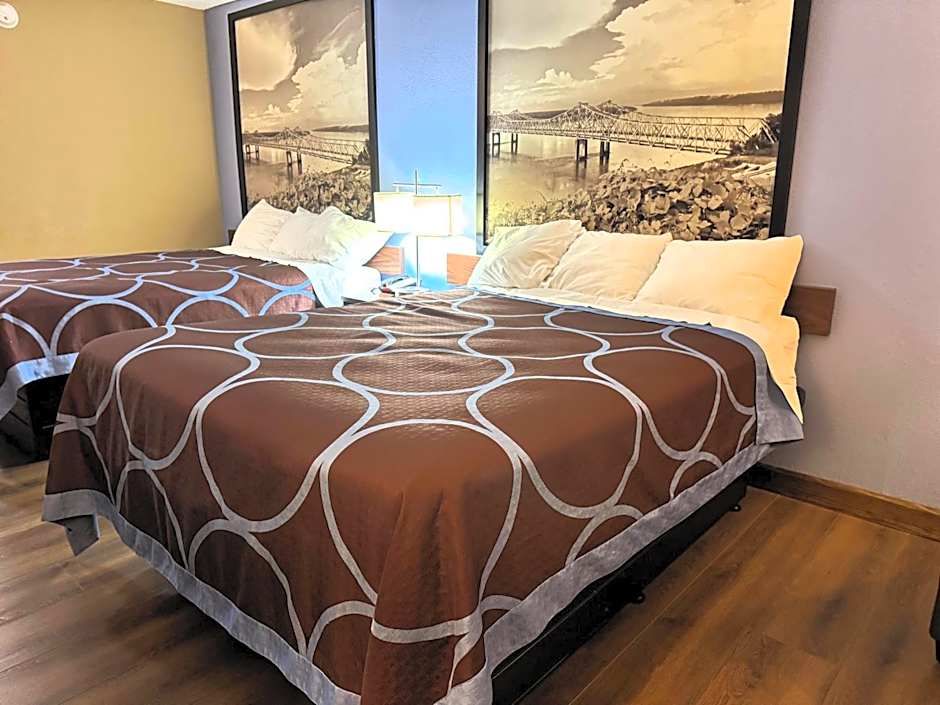 Super 8 by Wyndham Booneville