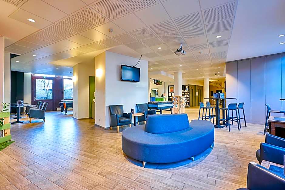HI Brussels Generation Europe Hostel