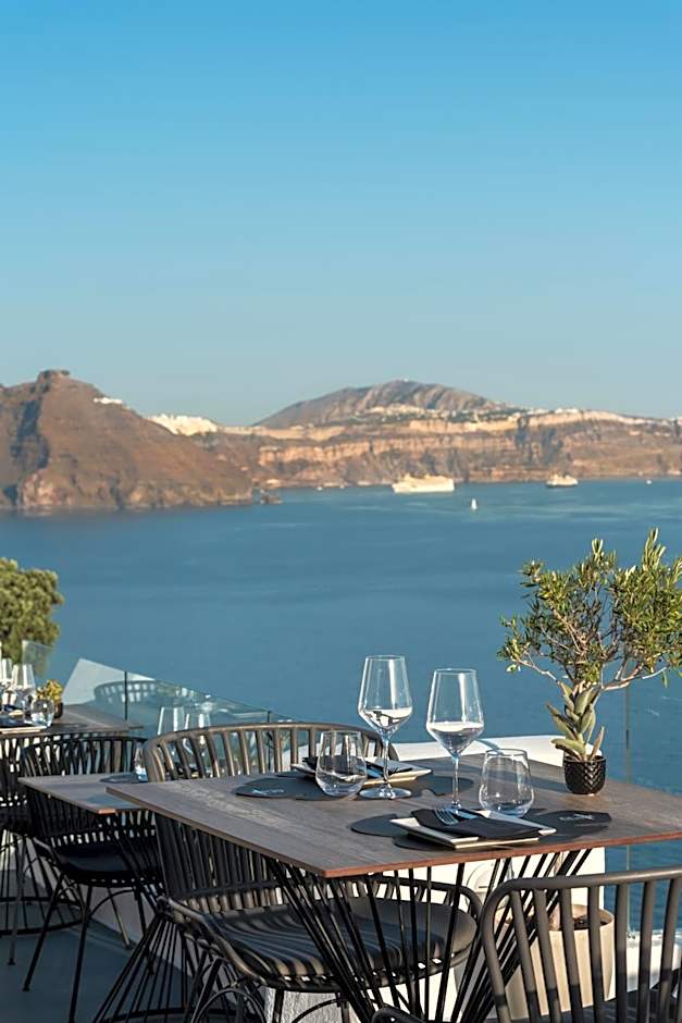 La Perla Villas - Adults Only