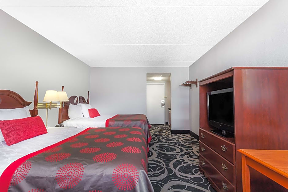 Ramada by Wyndham Henderson/Evansville