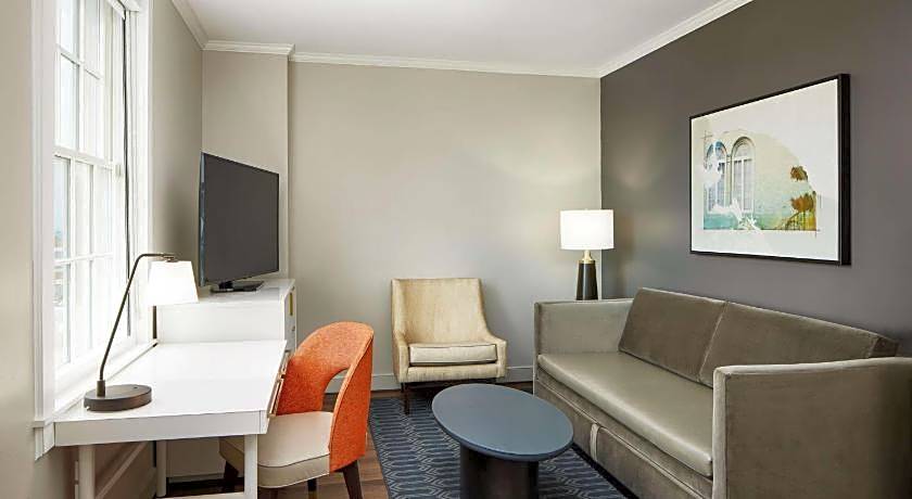 The Terrace Hotel Lakeland, Tapestry Collection by Hilton