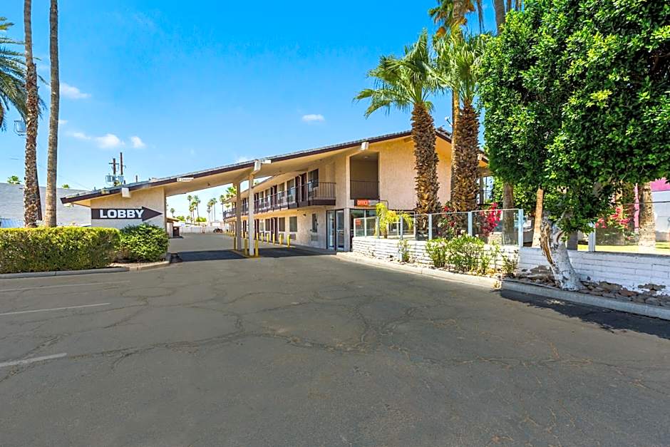 Knights Inn And Suites Yuma