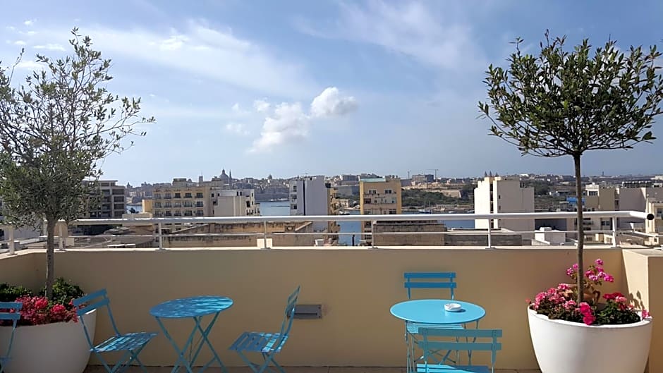 D Townhouse Boutique Suites