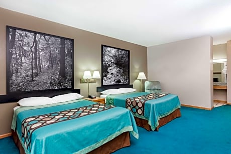 2 Queen Beds Suite Non-Smoking