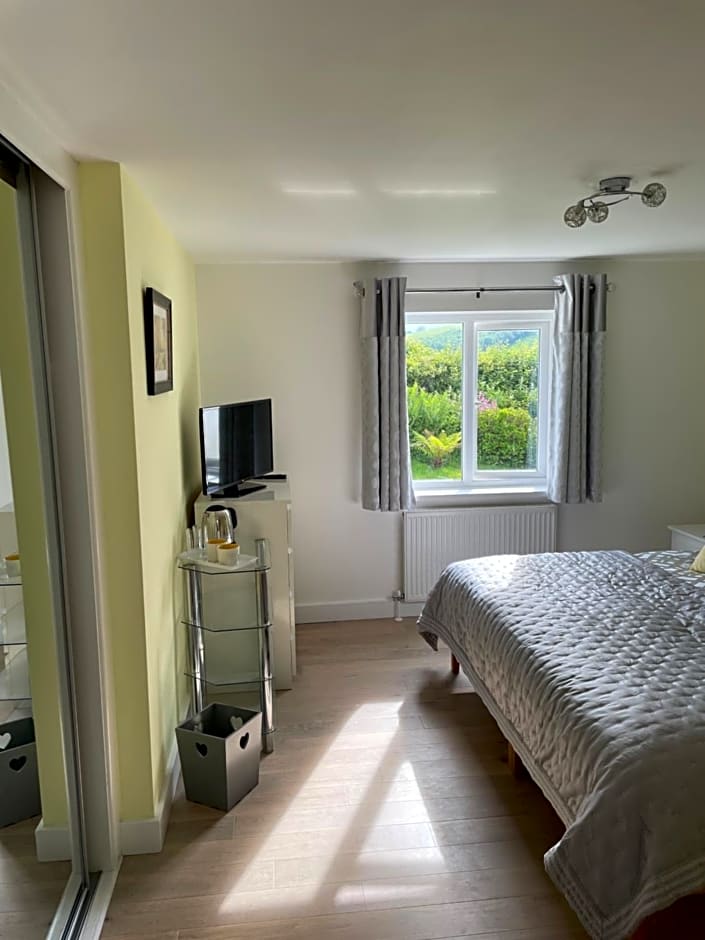 Westerley Country B & B with exclusive Guest lounge