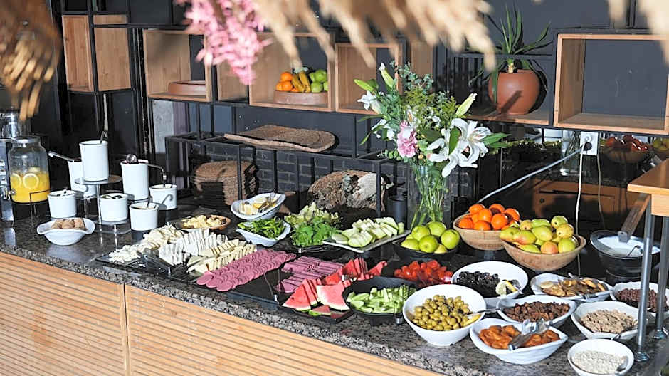 Sun Hotel By En Vie Beach