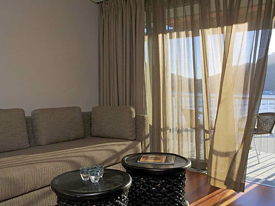 Chapmans Peak Beach Hotel