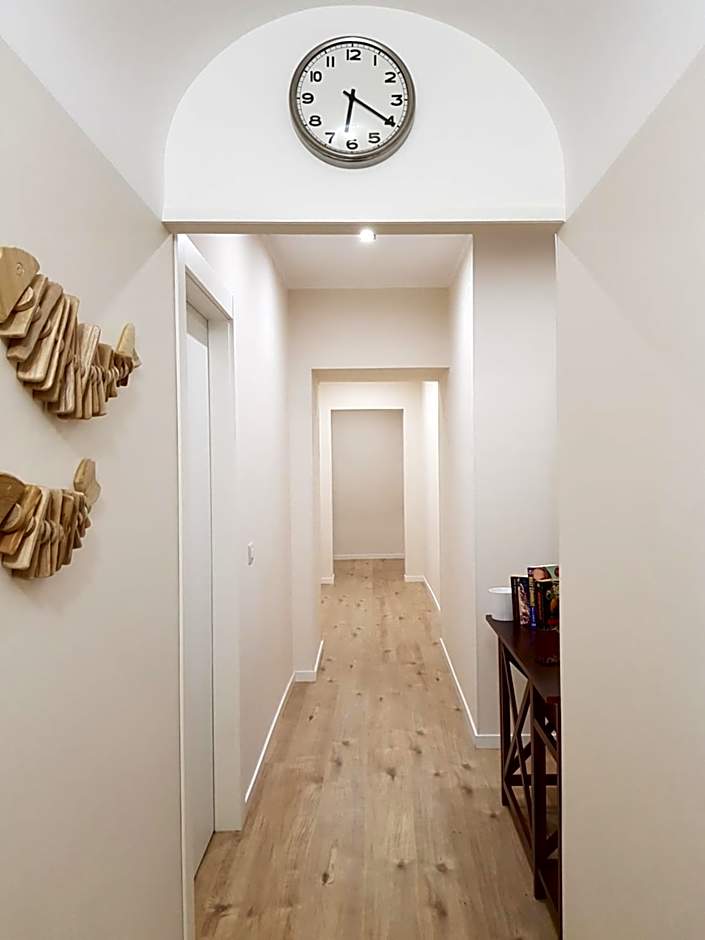 B&B Gisira