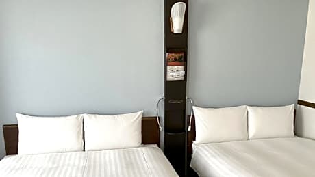 Deluxe Twin Room - Non-Smoking
