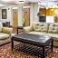 Econo Lodge Inn & Suites