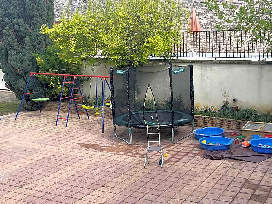 Logis Hôtel Vuillot