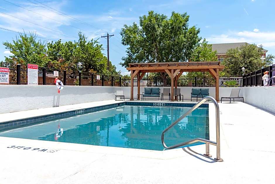 Hampton Inn By Hilton & Suites Denton