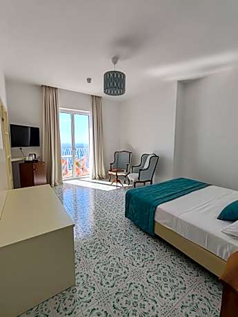 Classic Double Room with Sea View