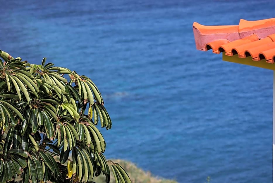 Canico Bay Apartments