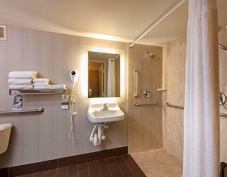 Best Western Plus Strongsville Cleveland