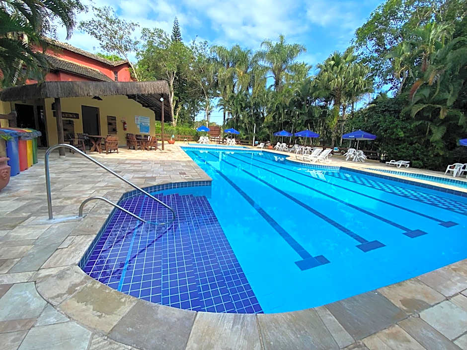Flat estudio 110 Amarilis Riviera de São Lourenço, 03 piscina climatizada, serviço de hotelaria, limpesa e troca de toalhas diária, carregador veiculo elétrico e servico de praia finais de semana WiFi 500