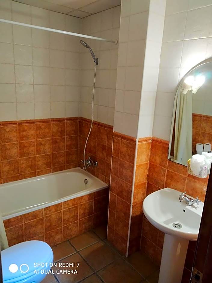 Hostal Restaurante El Parador