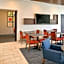 Holiday Inn Express & Suites Farmington Hills - Detroit By IHG