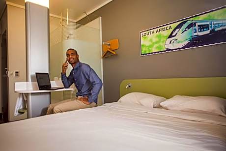 Standard Double Room (Nonsmoking)
