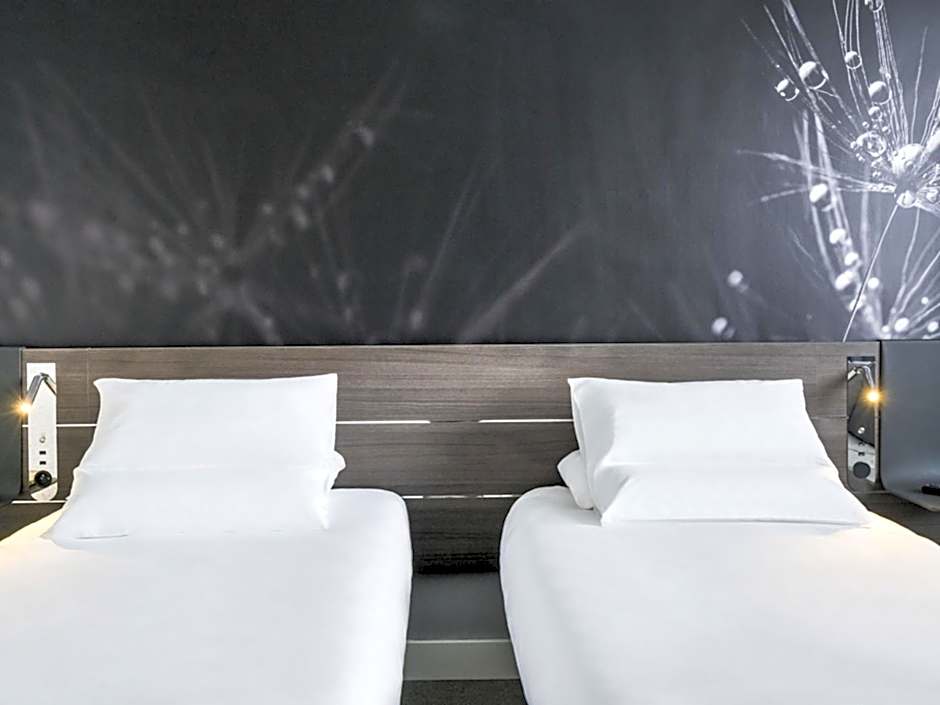 Novotel Paris Charles-de-Gaulle Airport