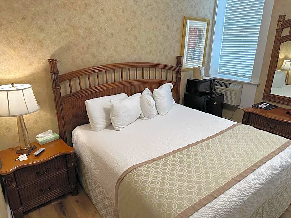 Island House Historic Vacation Rentals