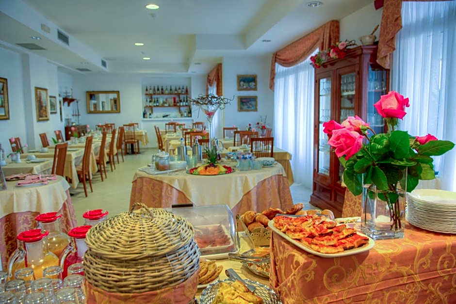 Hotel Noris
