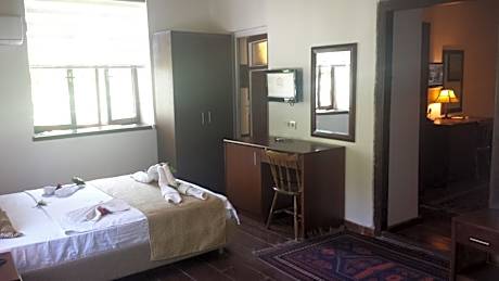 Standard Family Room