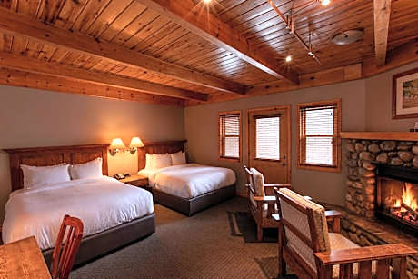 Premier Queen Room with Two Queen Beds