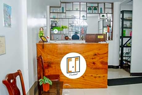E & F CONDOTEL