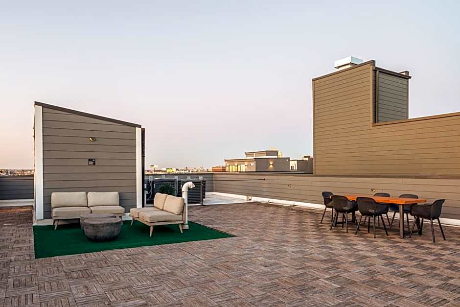 Sosuite at The Vine - Old City