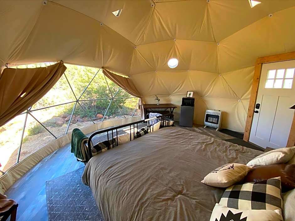 Blue Mountain Domes - The WOW Experience